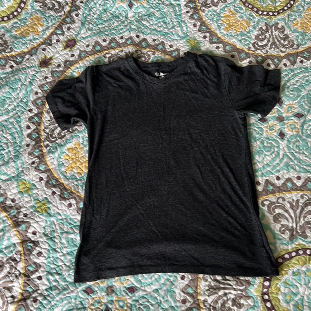 Children’s Place Vneck Tshirt